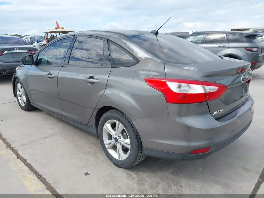 2013 FORD FOCUS SE