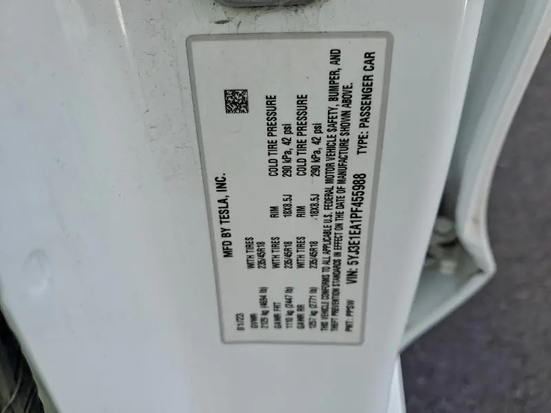 2023 TESLA MODEL 3   