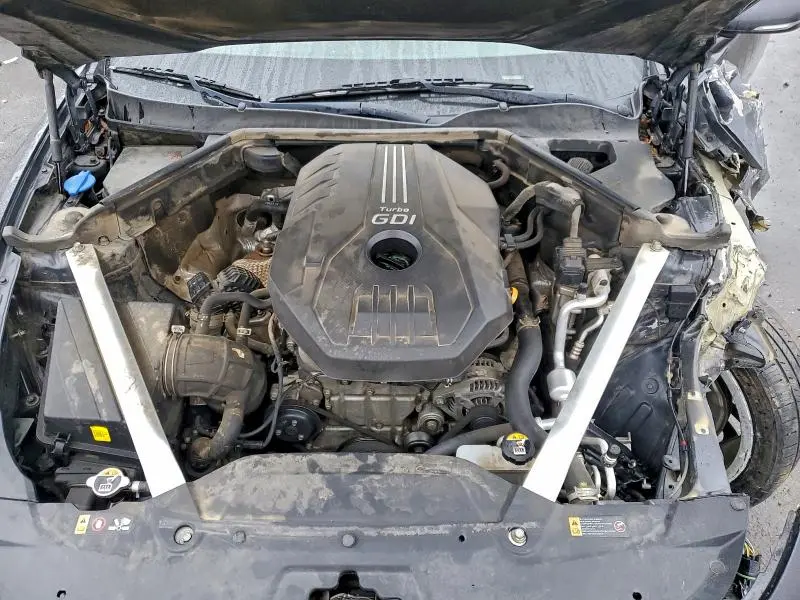 2019 KIA STINGER PREMIUM  