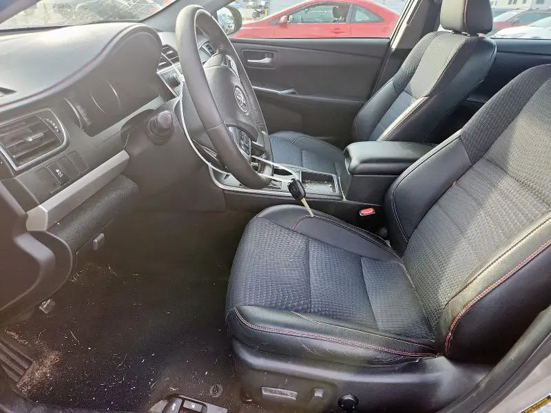 2015 TOYOTA CAMRY LE  