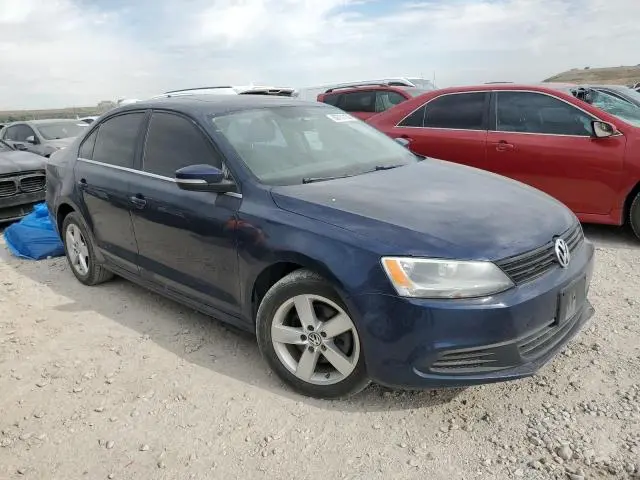 2011 VOLKSWAGEN JETTA TDI  