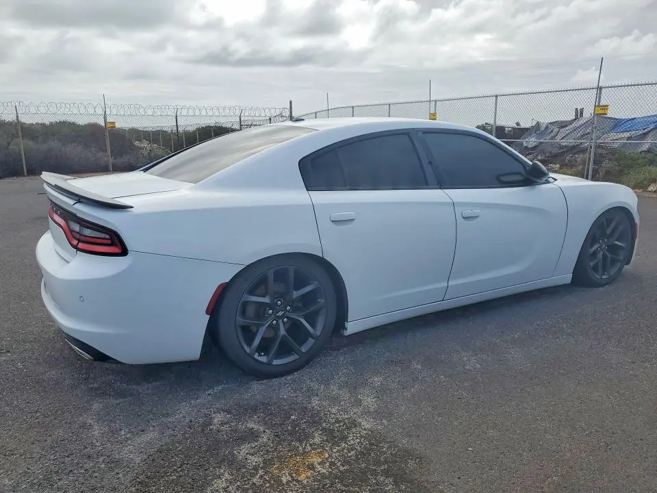 2019 DODGE CHARGER SXT  
