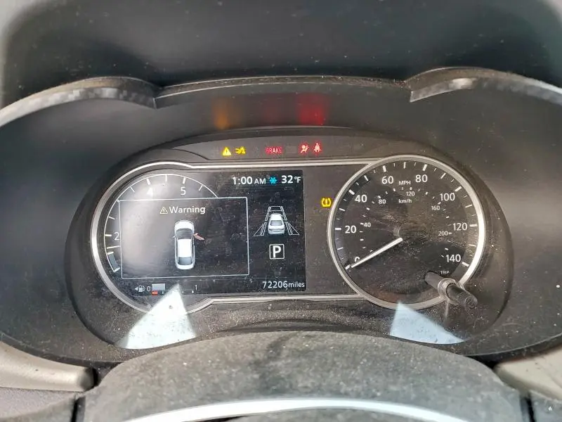 2021 NISSAN VERSA SV  