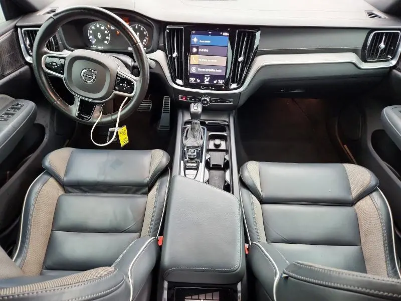 2021 VOLVO S60 T5 R-DESIGN  
