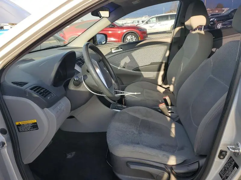 2012 HYUNDAI ACCENT GLS  