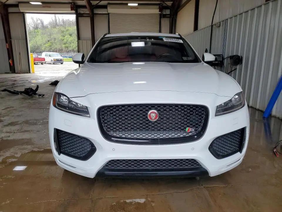 2017 JAGUAR F-PACE S  