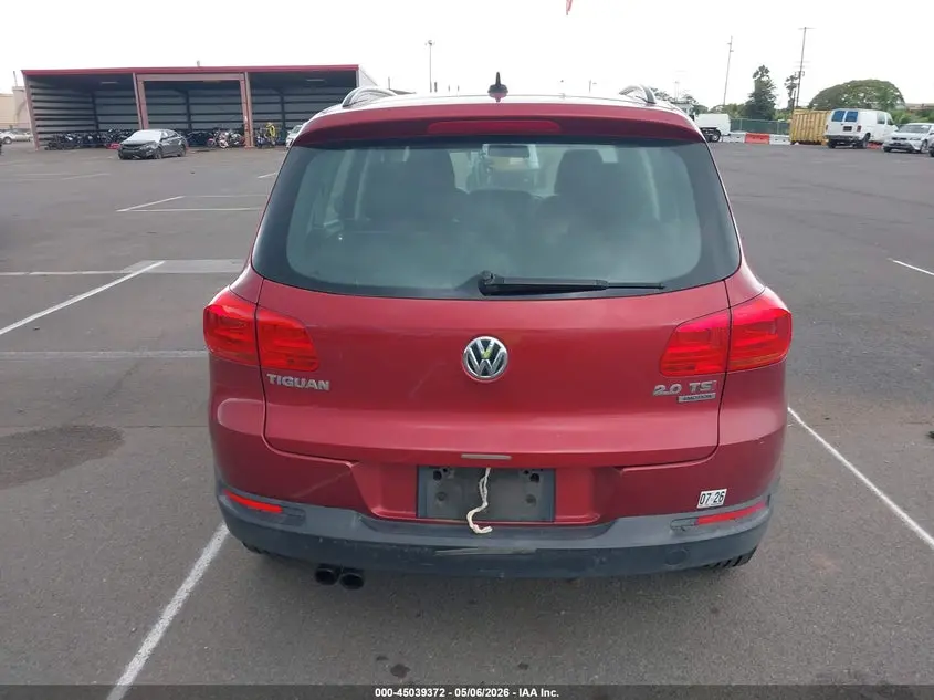 2015 VOLKSWAGEN TIGUAN S