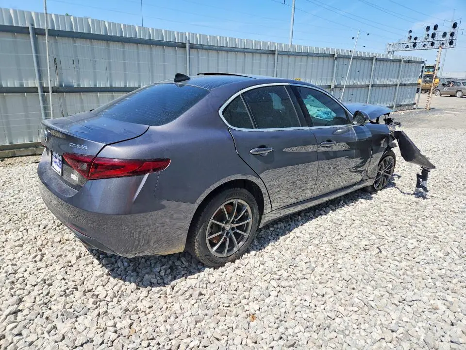 2018 ALFA ROMEO GIULIA Q4  