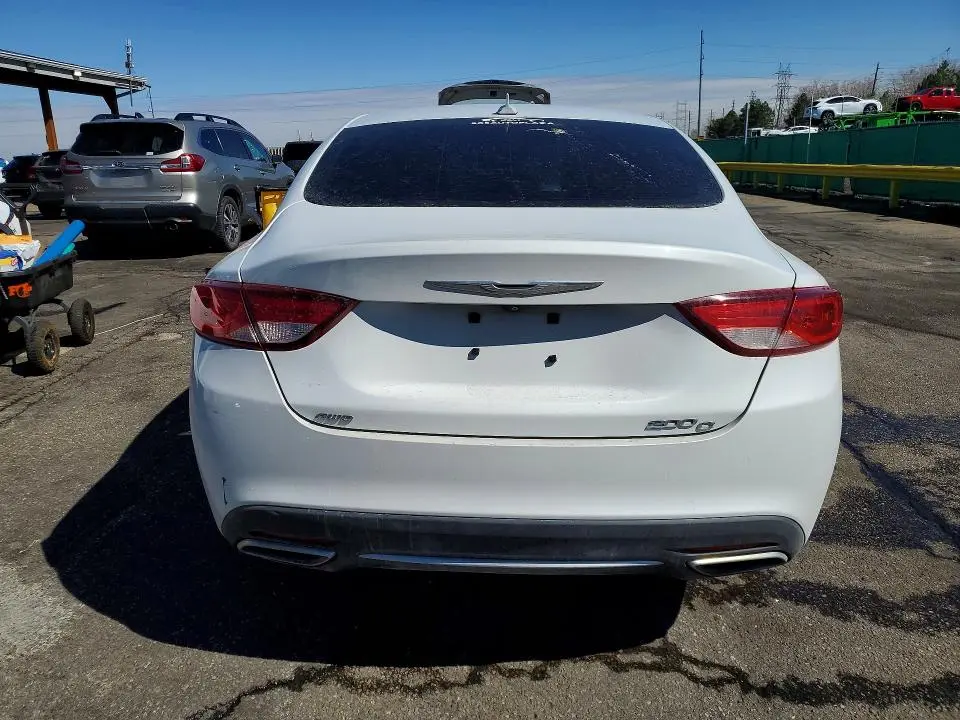 2015 CHRYSLER 200 C  