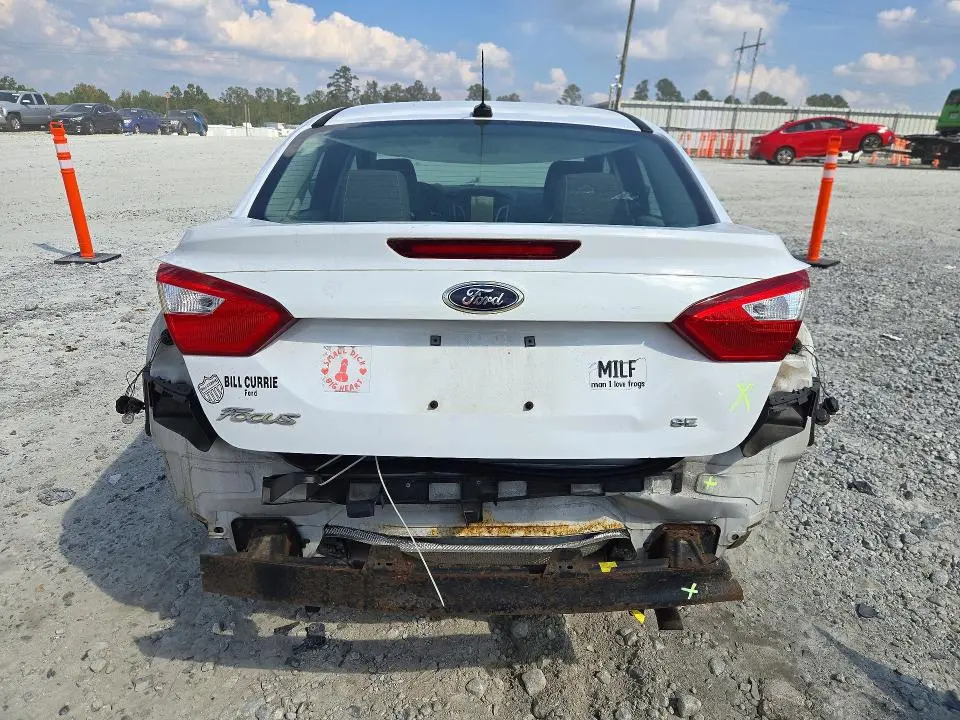 2012 FORD FOCUS SE  