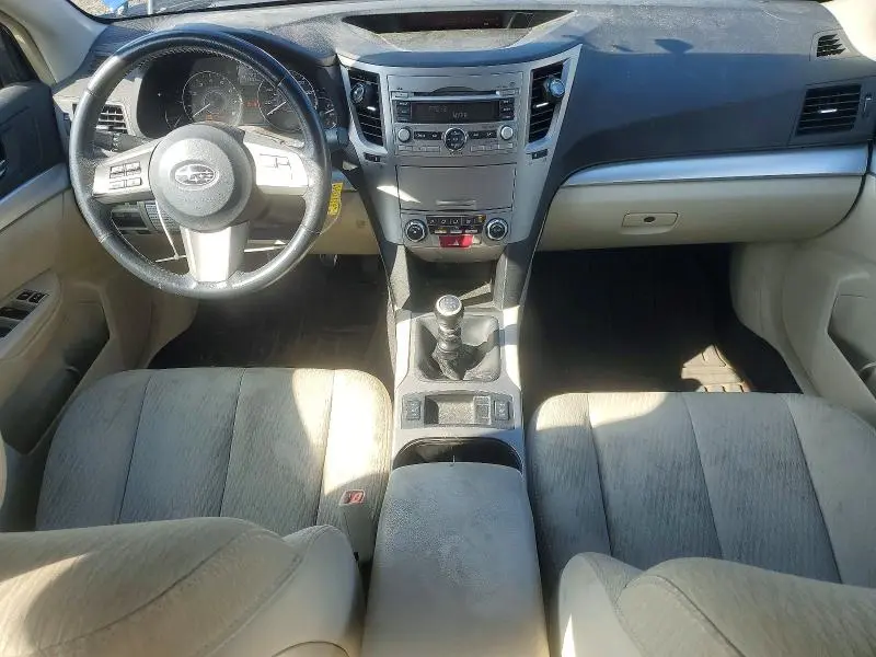 2010 SUBARU LEGACY 2.5I PREMIUM  