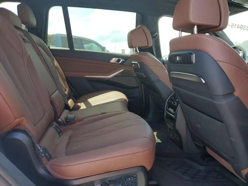 2026 BMW X7 M60I  