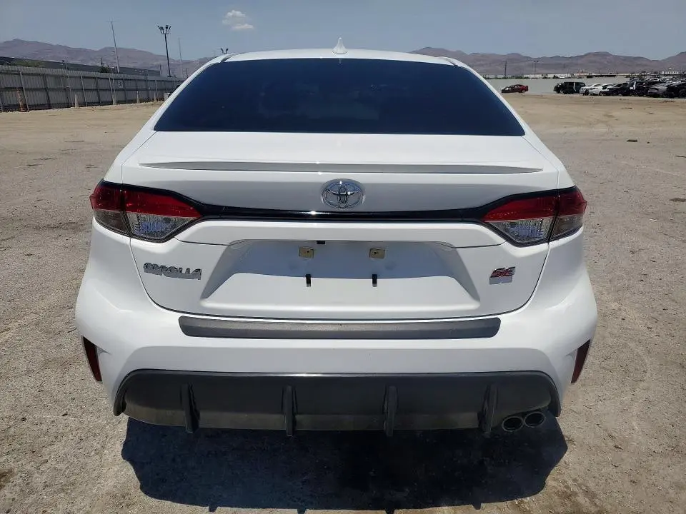2024 TOYOTA COROLLA SE  