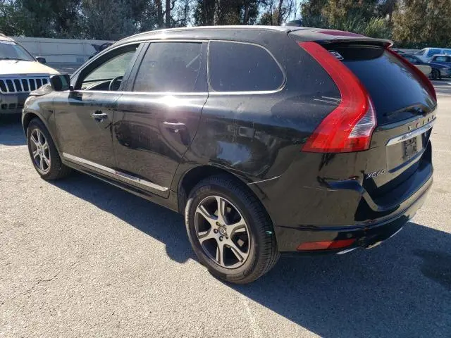 2015 VOLVO XC60 T6 PREMIER  