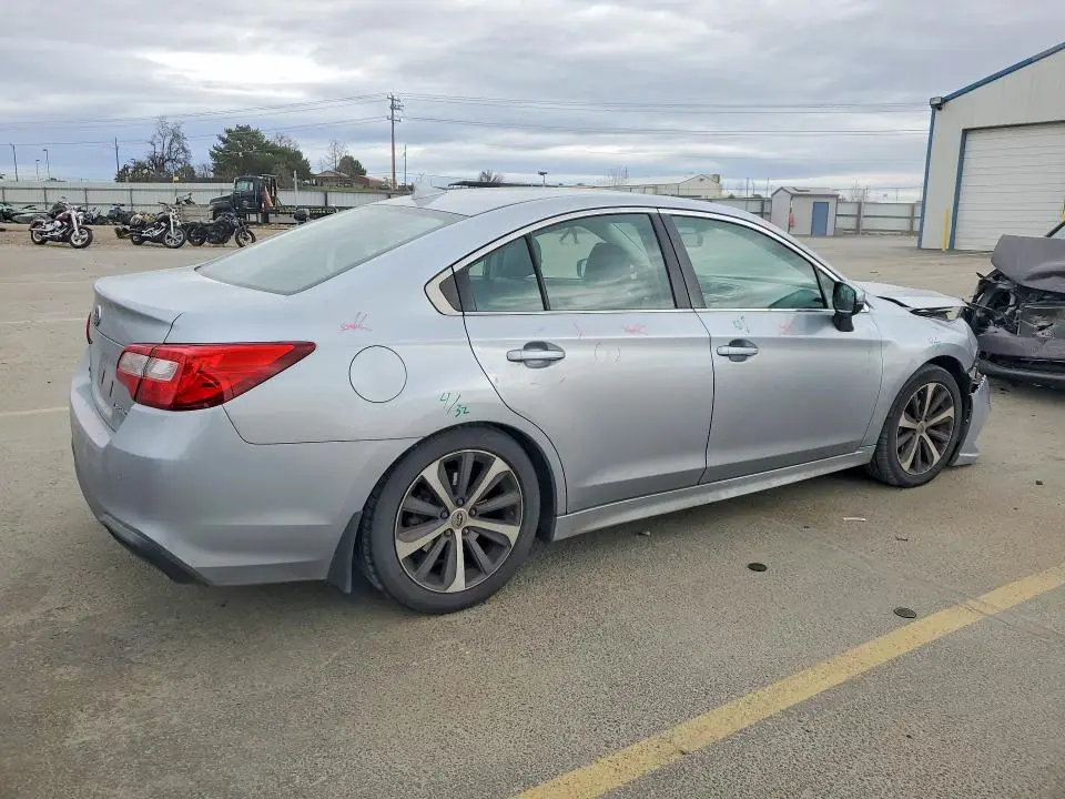 2019 SUBARU LEGACY   
