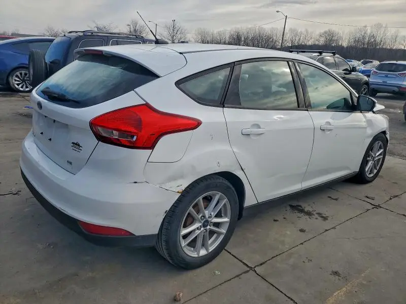 2017 FORD FOCUS SE  