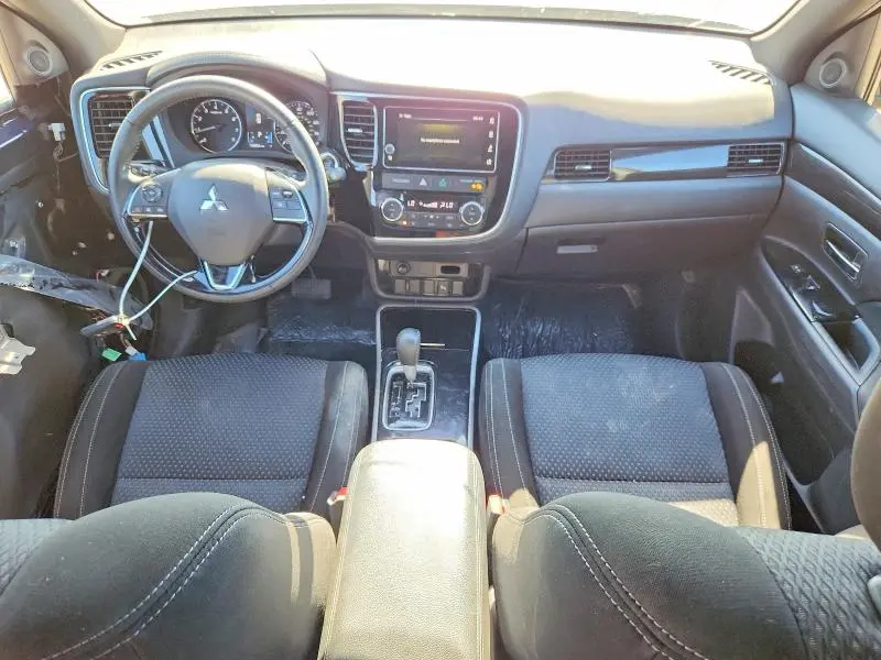 2018 MITSUBISHI OUTLANDER SE  