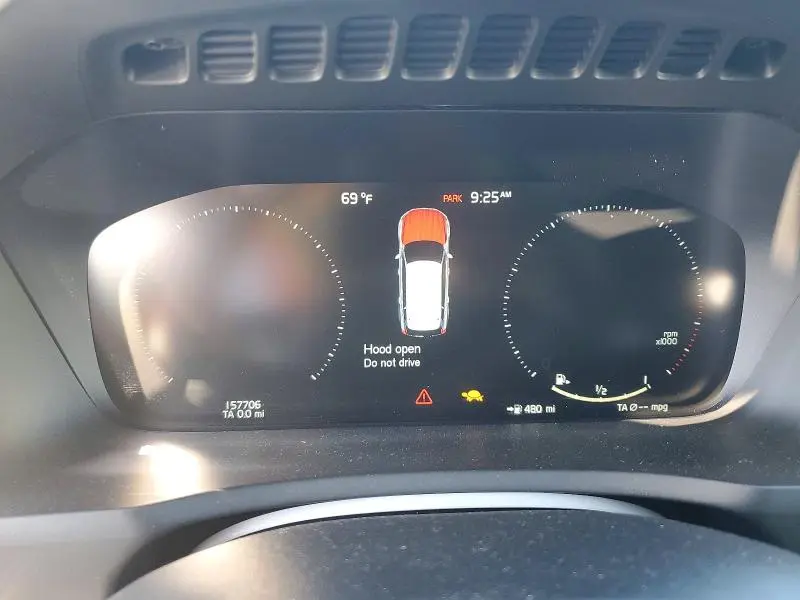 2017 VOLVO XC90 T6  