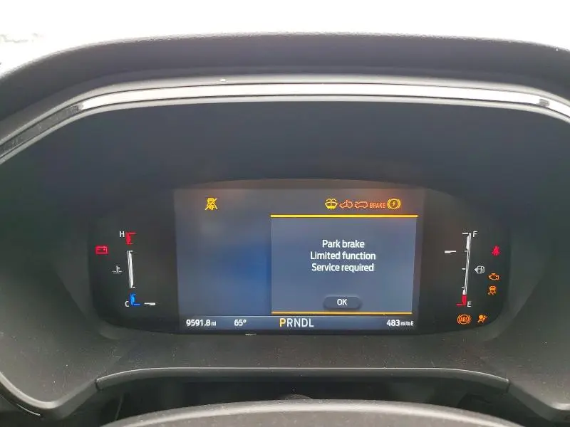 2025 FORD ESCAPE ST LINE  