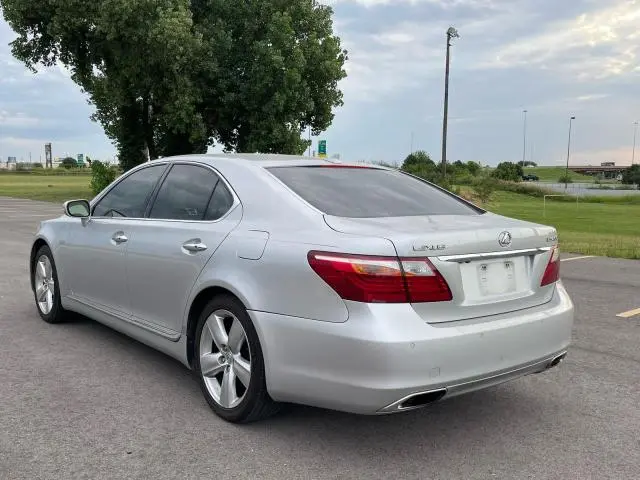 2010 LEXUS LS 460  