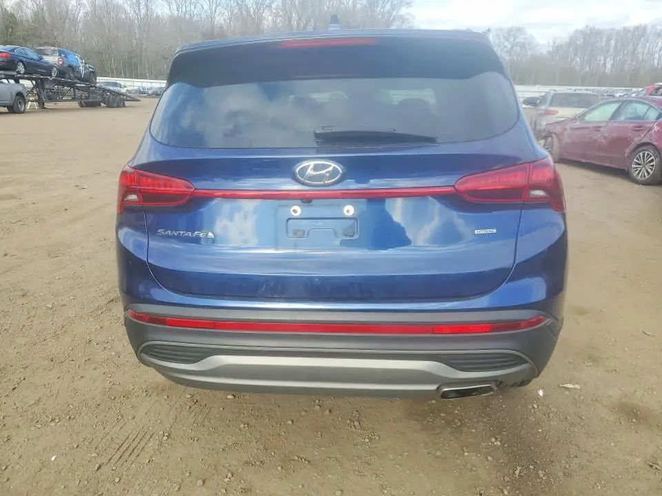 2022 HYUNDAI SANTA FE SE  