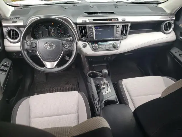 2017 TOYOTA RAV4 XLE  