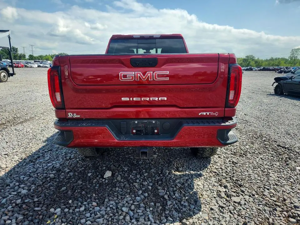 2021 GMC SIERRA K2500 AT4  