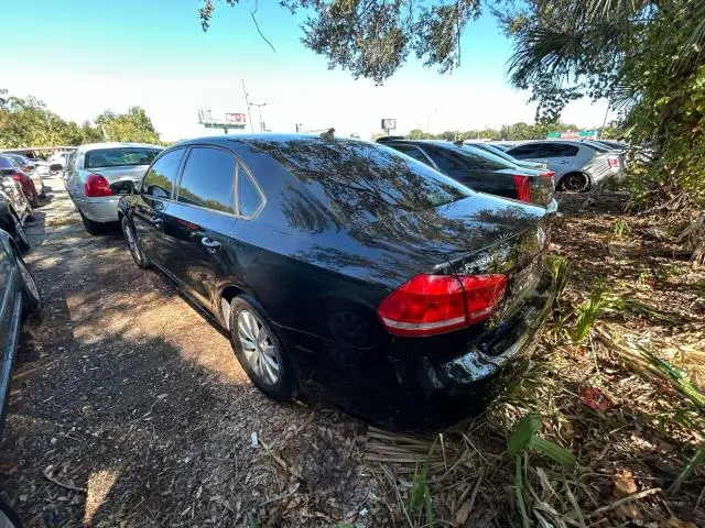 2015 VOLKSWAGEN PASSAT S  