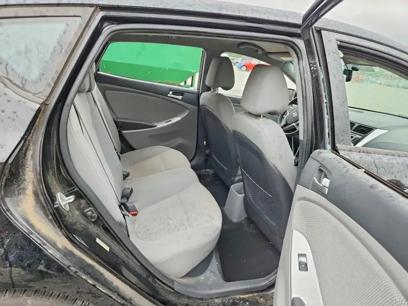 2014 HYUNDAI ACCENT GS  