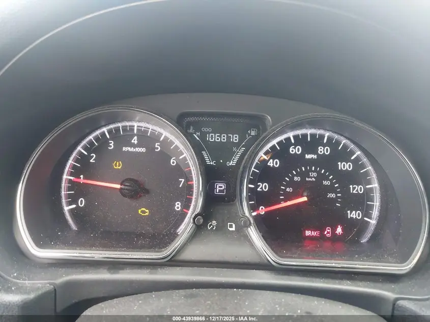 2015 NISSAN VERSA 1.6 SV