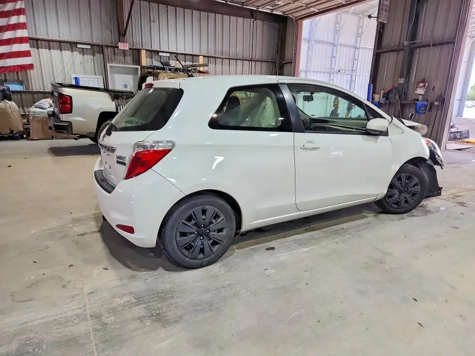 2012 TOYOTA YARIS 3-DOOR L  