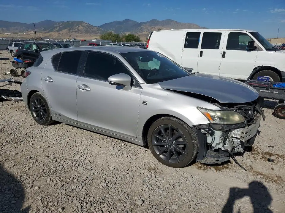 2012 LEXUS CT 200  