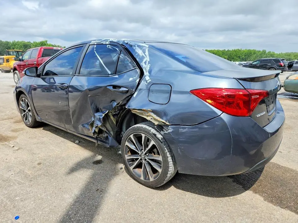 2017 TOYOTA COROLLA SE  