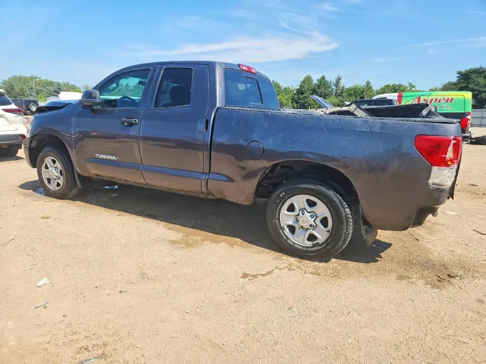 2011 TOYOTA TUNDRA DOUBLE CAB SR5  