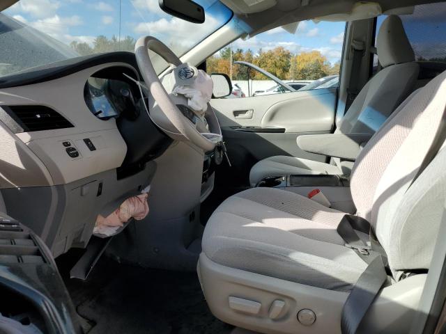 2012 TOYOTA SIENNA LE