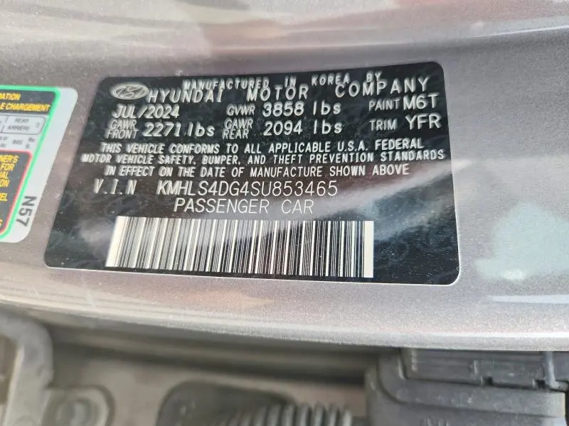 2025 HYUNDAI ELANTRA SEL  