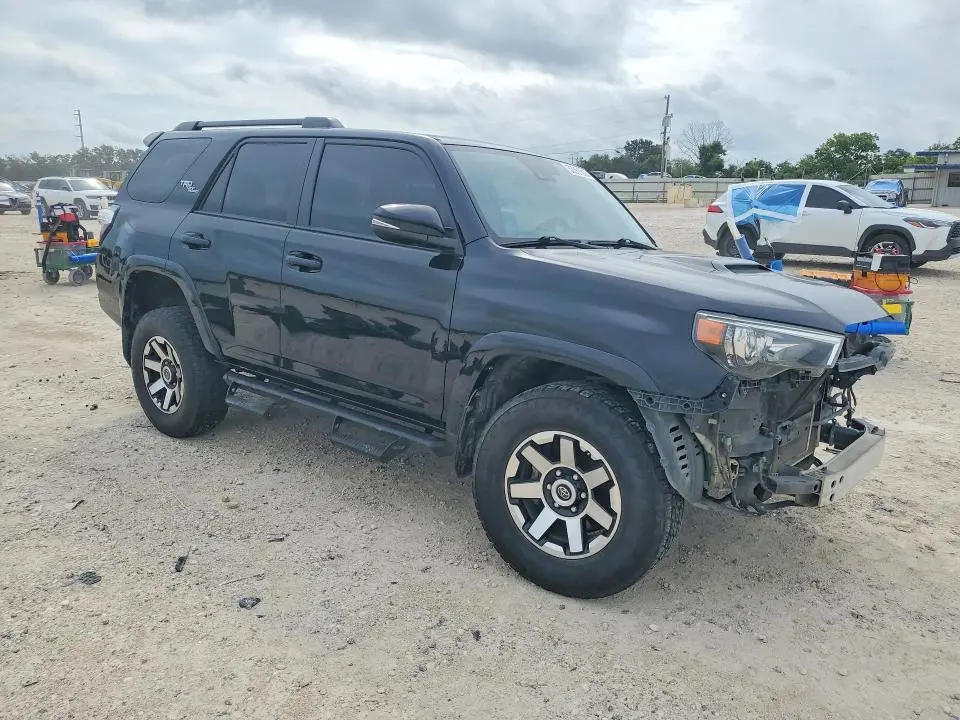 2020 TOYOTA 4RUNNER TRD OFF-ROAD PREMIUM  