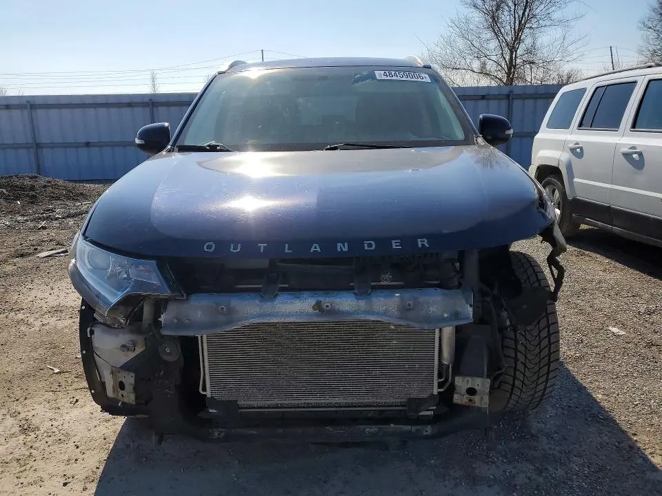 2016 MITSUBISHI OUTLANDER ES  
