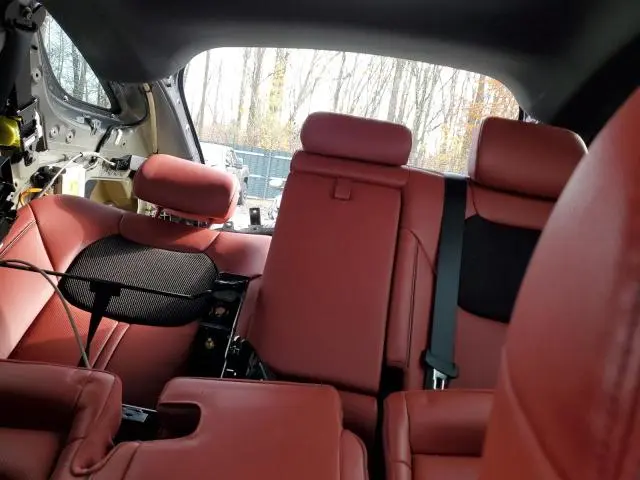 2023 GENESIS GV70 BASE