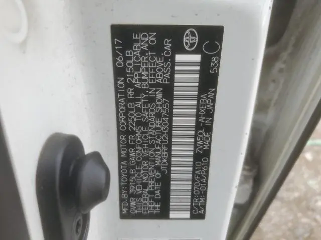 2017 TOYOTA PRIUS 