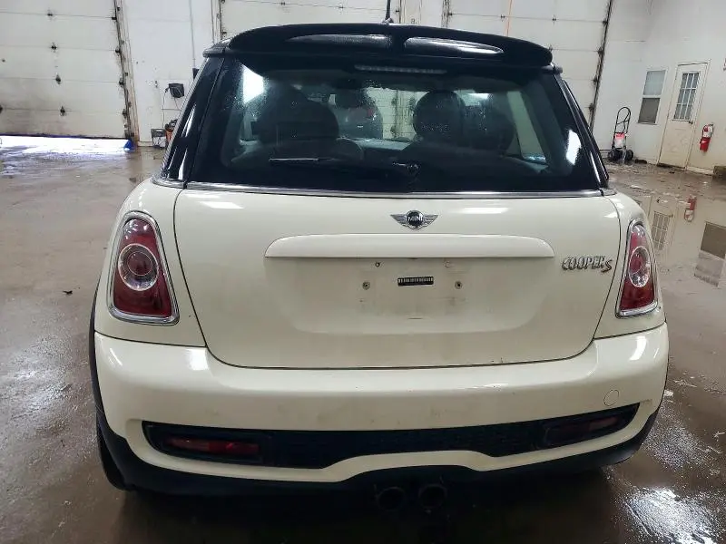 2012 MINI COOPER S  