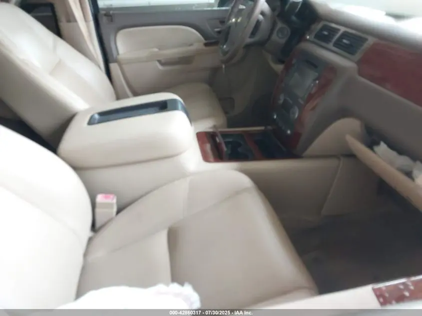 2013 CHEVROLET TAHOE LTZ