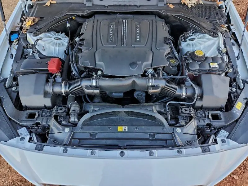 2017 JAGUAR XE FIRST EDITION  