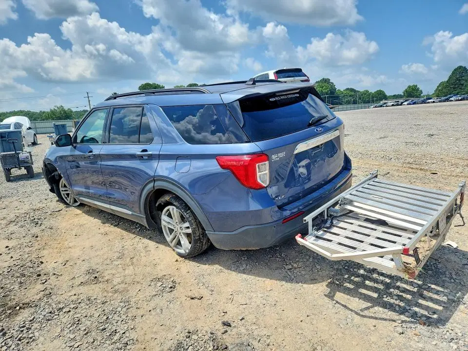 2021 FORD EXPLORER XLT  