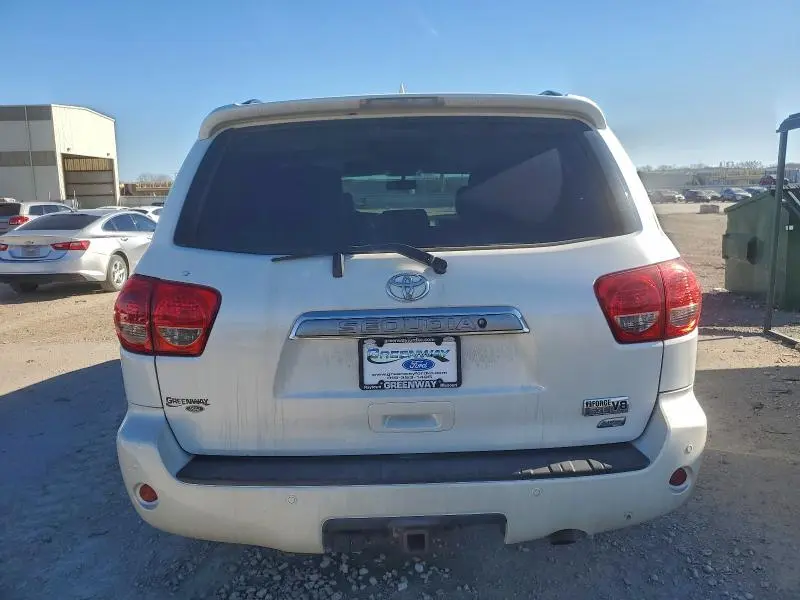 2013 TOYOTA SEQUOIA PLATINUM  