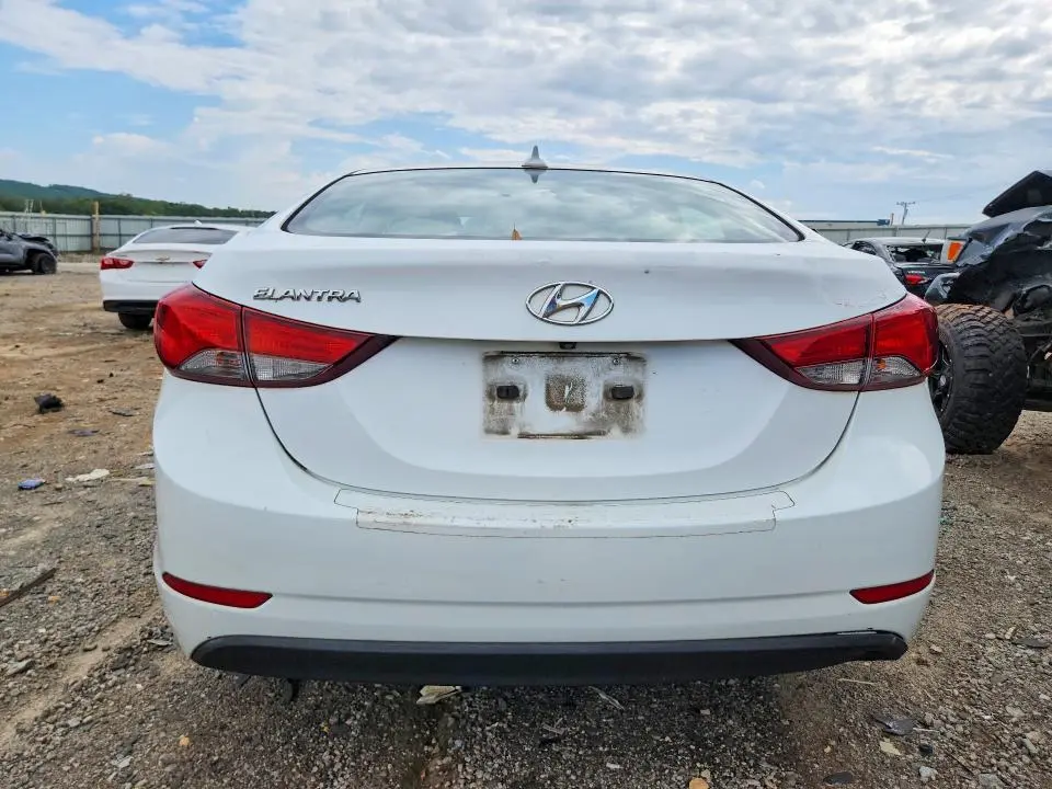 2016 HYUNDAI ELANTRA   