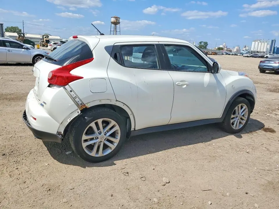 2013 NISSAN JUKE S  
