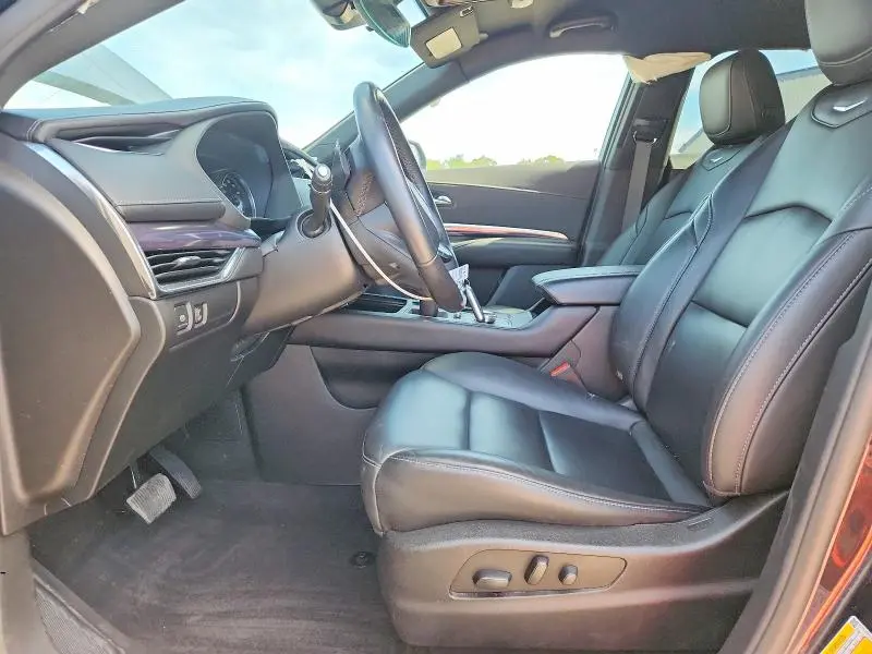 2023 CADILLAC XT4 LUXURY  