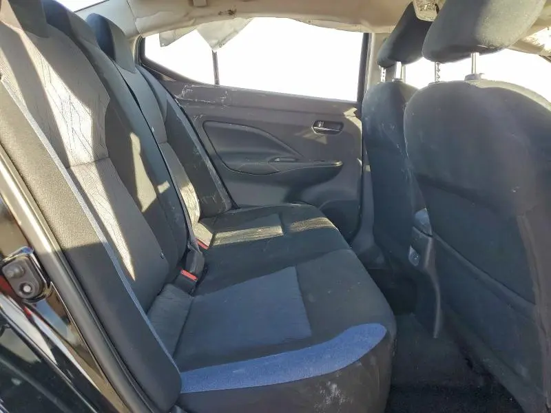 2024 NISSAN VERSA SV  