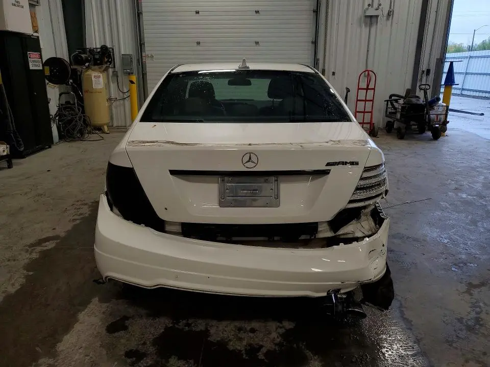 2013 MERCEDES-BENZ C 250  